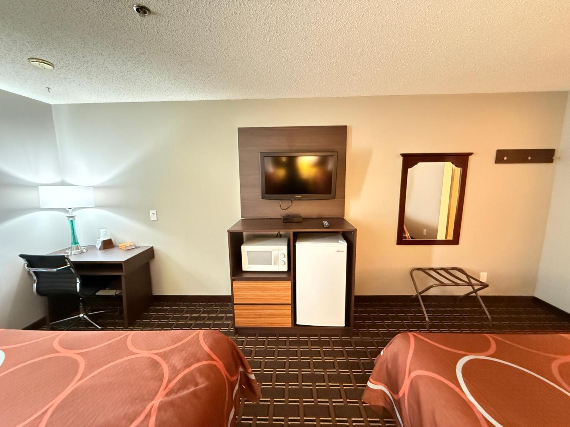 Hotel Super 8 By Wyndham Reedsburg Exterior foto